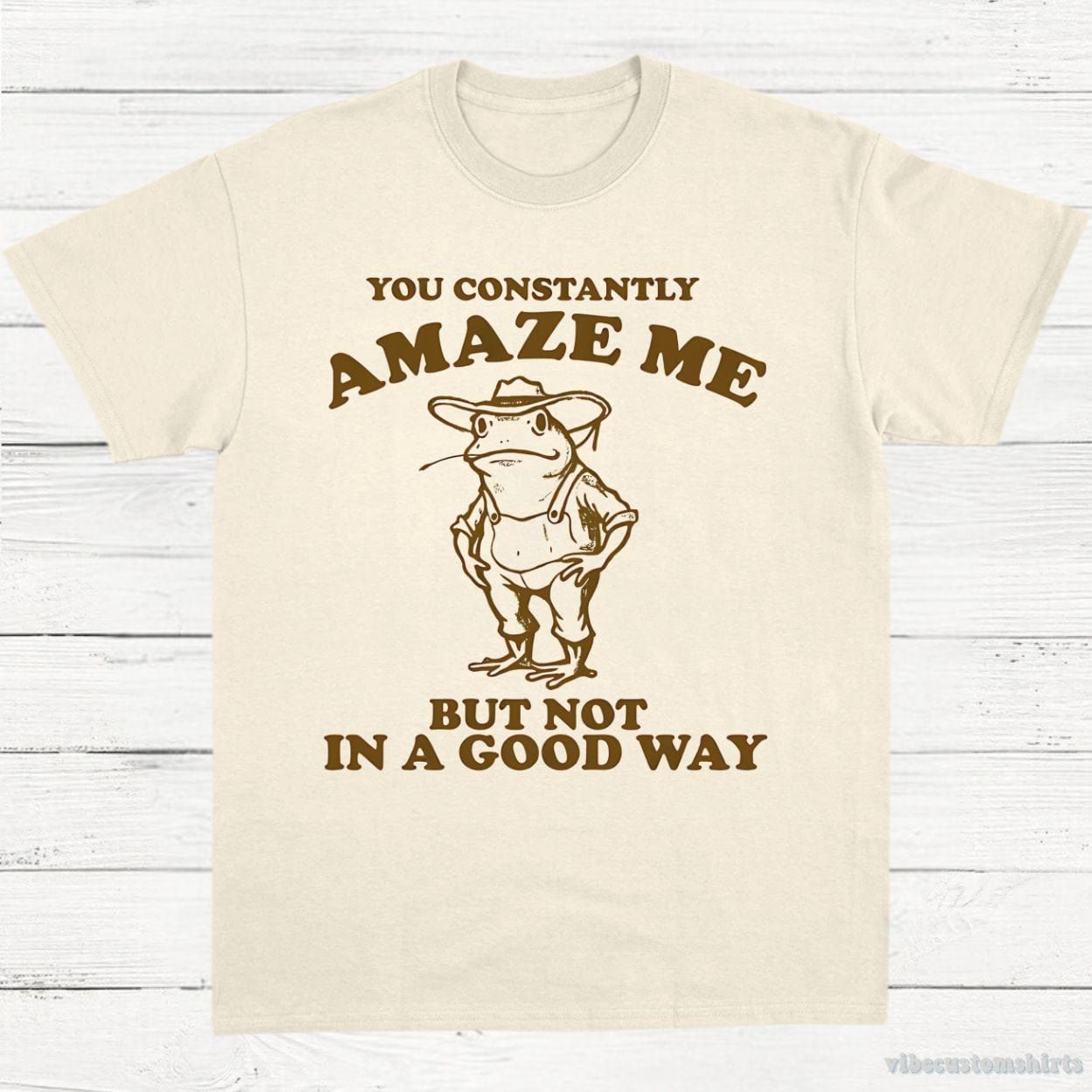 You Constantly Amaze Me But Not In A Good Way Vintage Frog Shirt product image 2