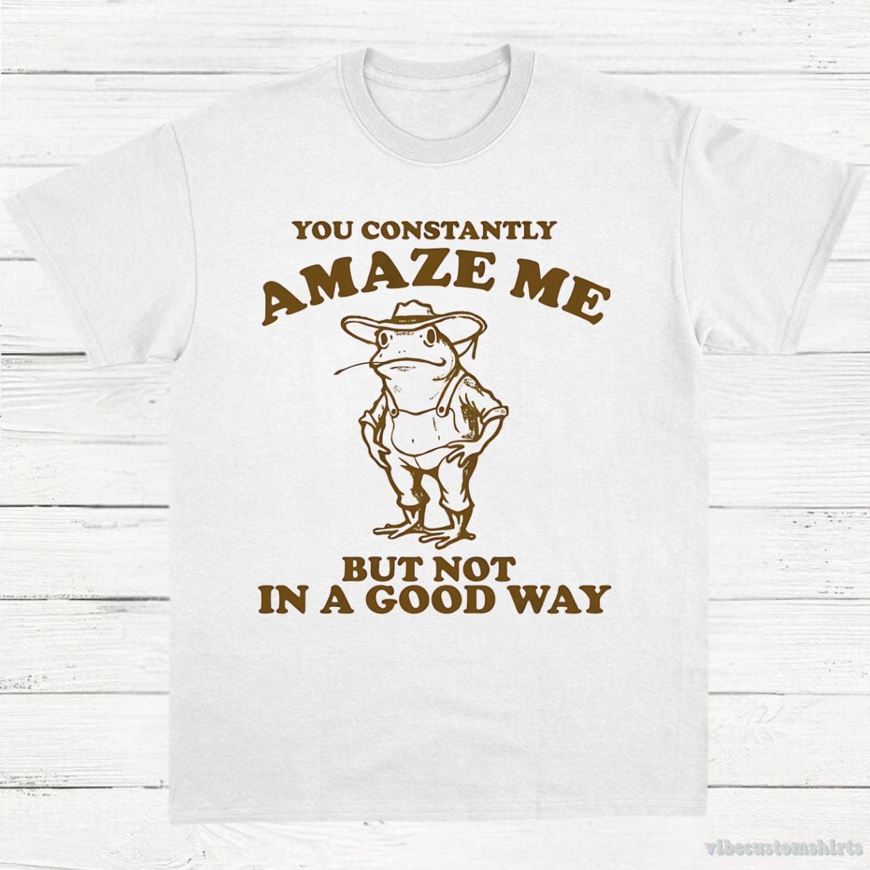 You Constantly Amaze Me But Not In A Good Way Vintage Frog Shirt product image 3